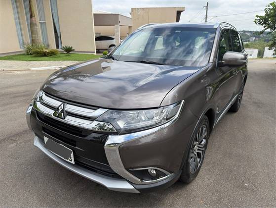 MITSUBISHI OUTLANDER 2.0 COMFORT 16V GASOLINA 4P AUTOMÁTICO MITSUBISHI OUTLANDER 2.0 COMFORT 16V GASOLINA 4P AUTOMÁTICO